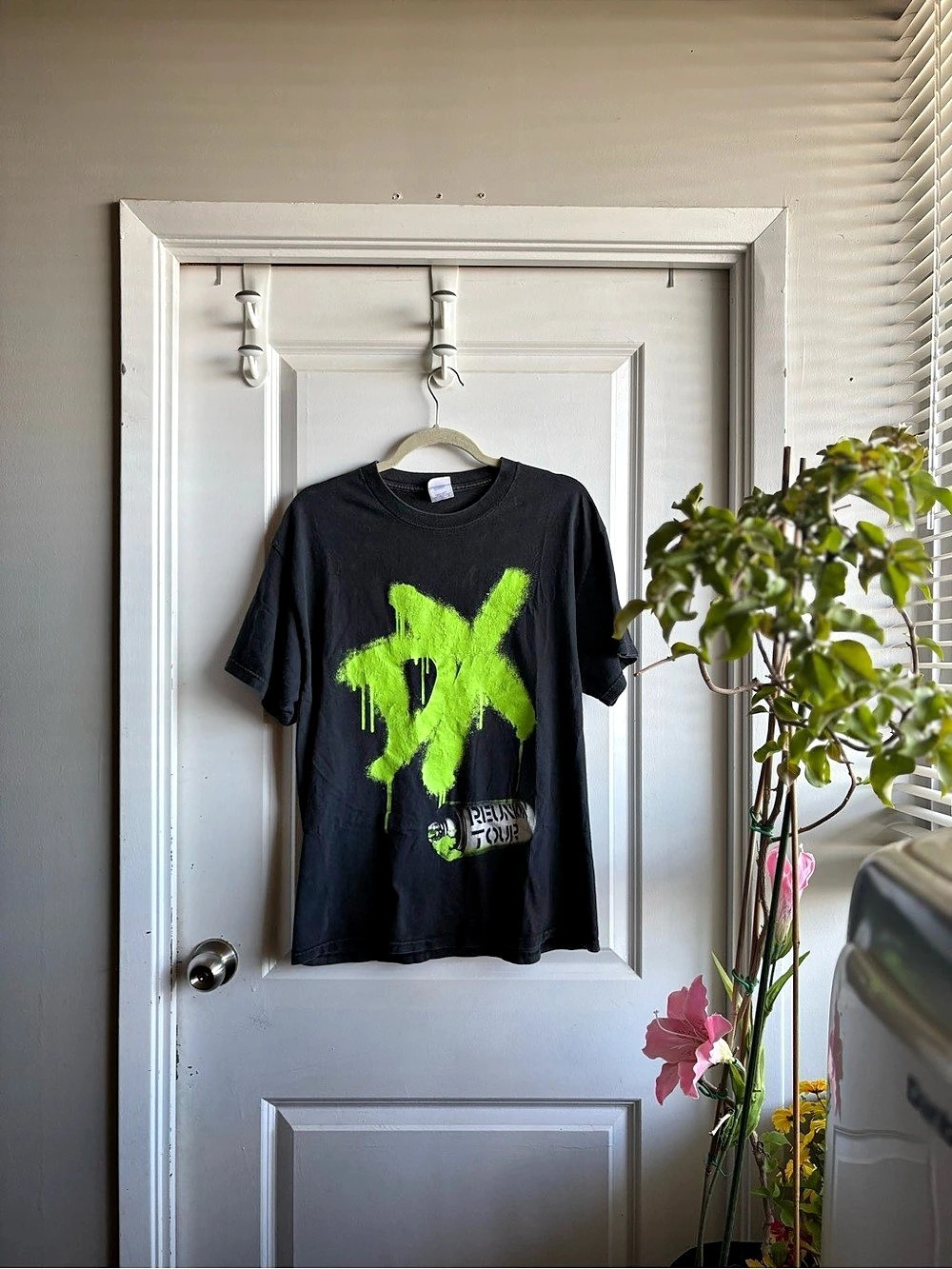 🔥 Rare Y2K 2006 DX D-Generation X Wrestling Tour Shirt - Size Large
